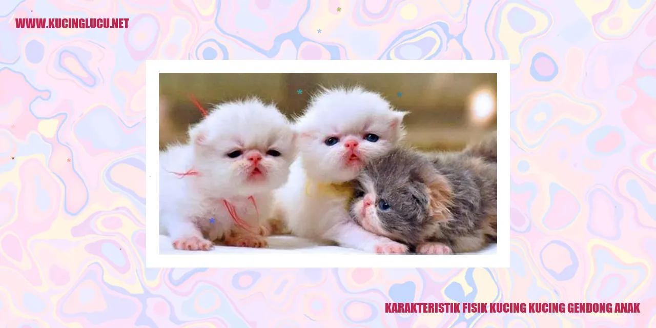 Foto Kucing Menggendong Anak