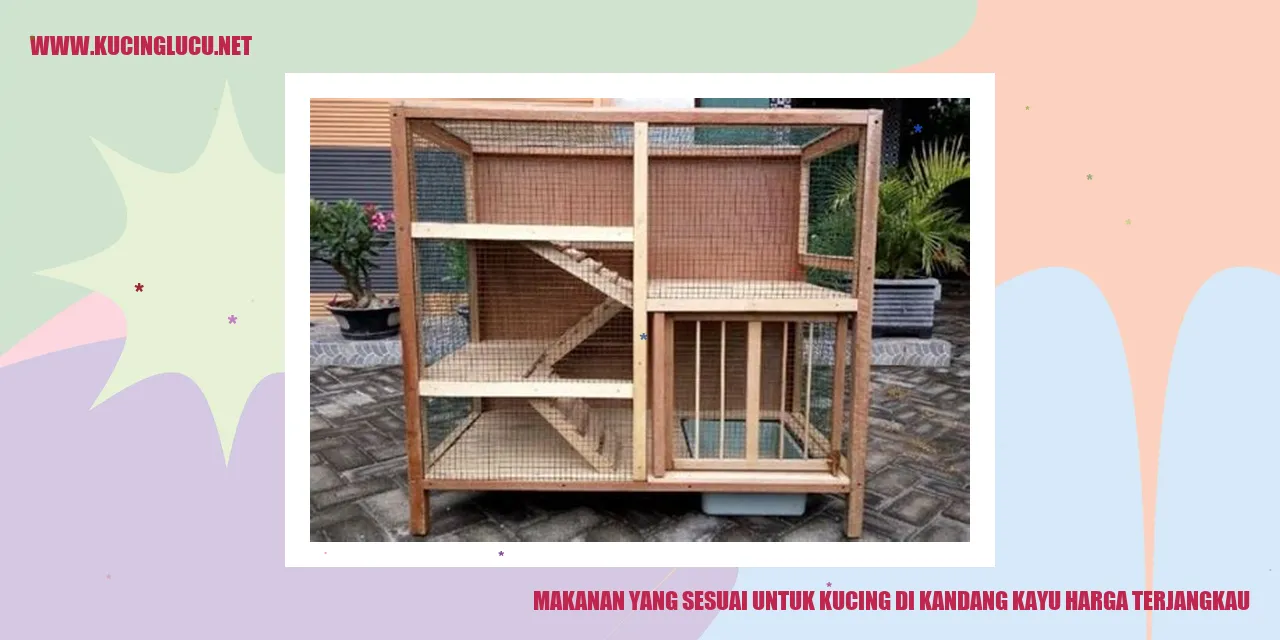 Gambar Kucing di Kandang Kayu