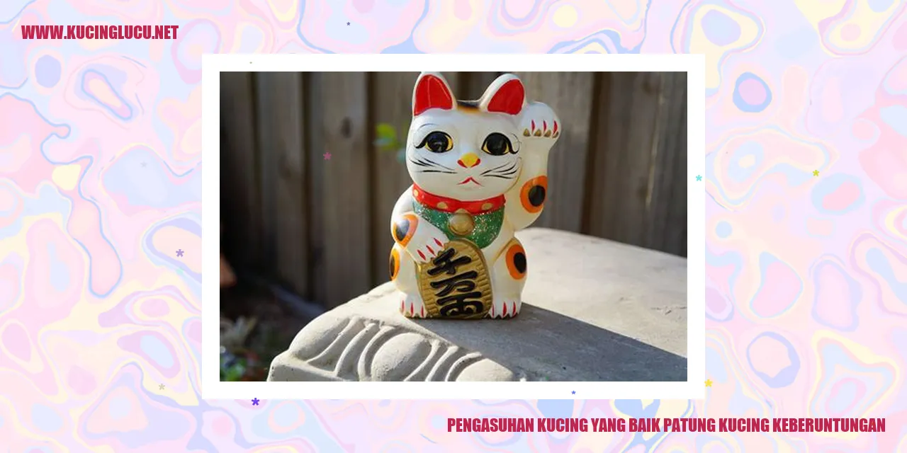 Patung kucing keberuntungan