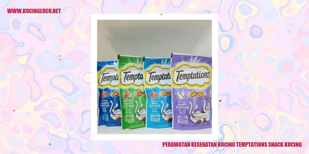 Gambar Kucing Menikmati Camilan Temptations