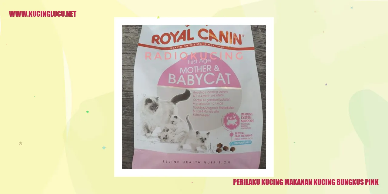 Gambar kucing menyantap makanan bungkus pink